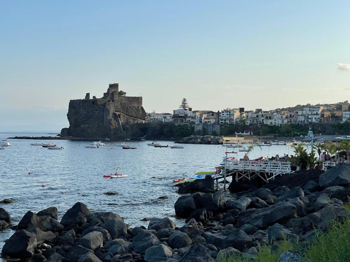 Lorenzo'S House Catania City Centre - Comfortable Large Apartment With 2 Bedrooms And 2 Baths, Close To Trains, Metro And Bus Station 外观 照片